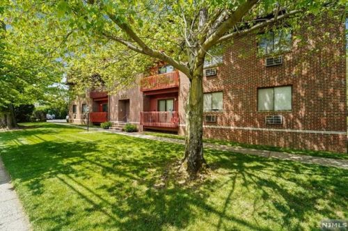 666 Mill St, Belleville NJ 07109-1341 exterior