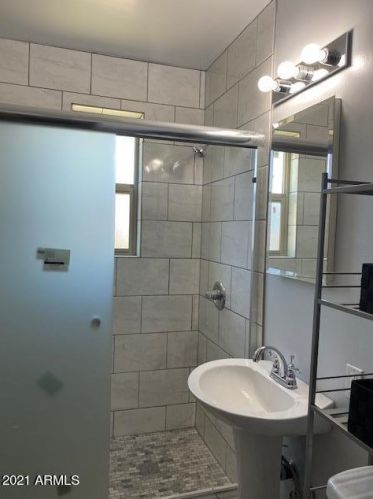 4024 32nd Pl, Phoenix AZ  85018-5002 exterior