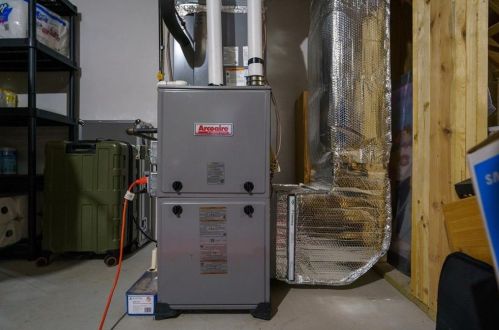 106 Gregory Dr, Seekonk MA  02771-4308 exterior