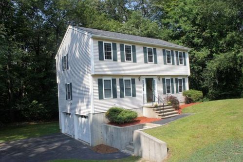 40 Haverhill St, Dracut, MA 01826-5634