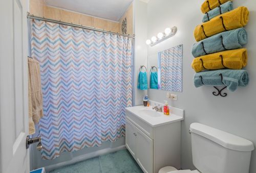 2242 Kenilworth Ave, Forest View IL 60402-2213 exterior