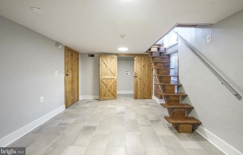 1815 20 St, Philadelphia PA 19145-2048 exterior