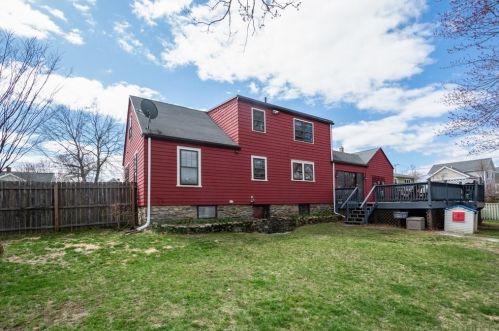 48 Housatonic St, Worcester MA 01606-1617 exterior