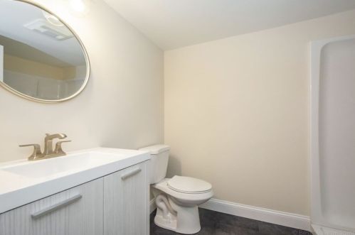 214 Riverside Dr, Dedham MA  02026-6932 exterior