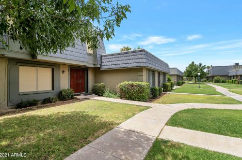 2038 Elm St, Phoenix, AZ 85015-3734