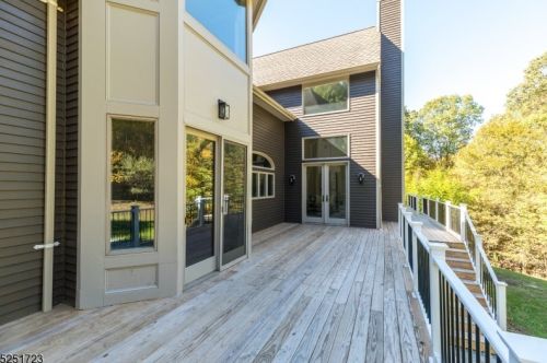 2 Kelsey Farm Rd, Milford NJ 08848-2164 exterior