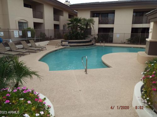 3235 Camelback Rd, Phoenix AZ 85017-3029 exterior