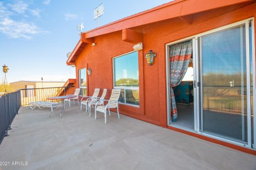 906 Carlise Rd, Phoenix AZ 85086-7479 exterior