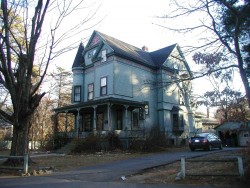 152 Waban Ave, Newton, MA 02468-2107