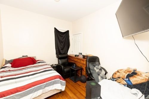 555 Broadway, Fall River MA 02724-2940 exterior