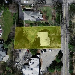 311 Chestnut St, Newton MA  02465-2904 aerial view