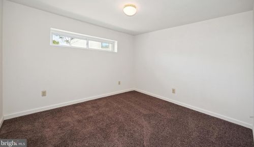 821 Columbia Blvd, West Deptford NJ 08063-1204 exterior