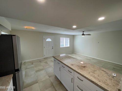 4757 Belleview St, Phoenix AZ  85008-5606 exterior