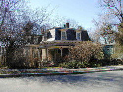 45 Perkins St, Newton, MA 02465-2302