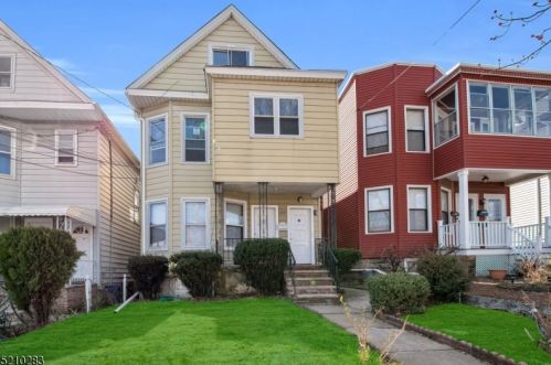 222 Stewart Ave, Kearny NJ  07032-3029 exterior