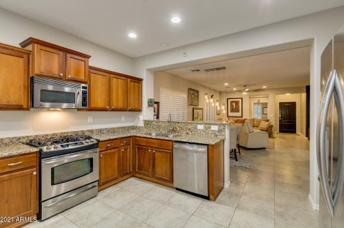 28122 18 Ln, Phoenix AZ 85085-5357 exterior