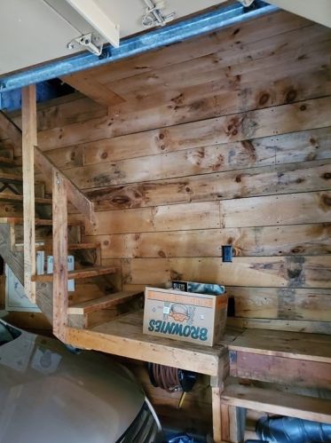 589 Vernon St, East Bridgewater MA 02324-2238 exterior