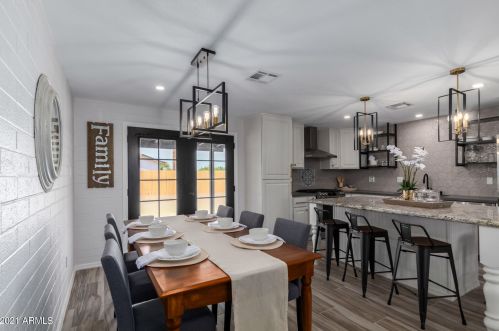 7202 Coolidge St, Phoenix AZ  85033-1429 exterior