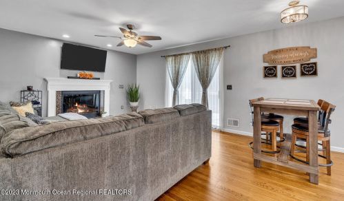 25 Cooks Bridge Rd, Jackson Twp NJ  08527-2524 exterior