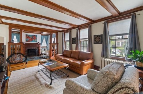 119 Washington St, Newton MA 02458-2250 exterior