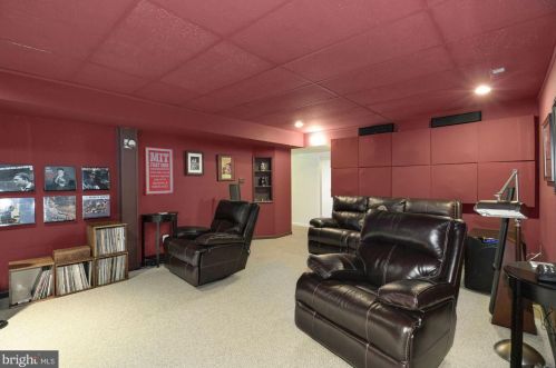 8556 Window Latch Way, Columbia MD 21045-5637 exterior