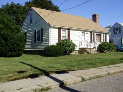 107 Sheridan St, Newton, MA 02465-1057
