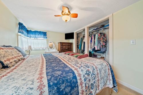 19 St, Weymouth MA 02191-1605 exterior