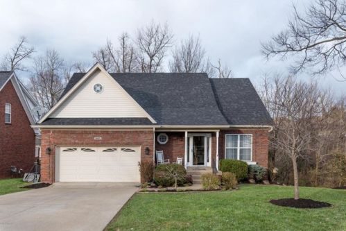 6625 Brook Valley Dr, Louisville, KY 40228-1486