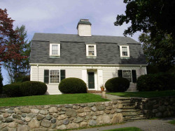 1669 Commonwealth Ave, Newton, MA 02465-2827