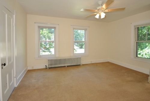 30 Concord Rd, Acton MA 01720-4603 exterior