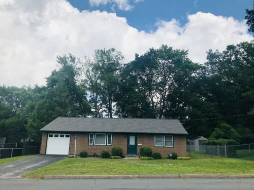 96 Bowdoin St, Lawrence, MA 01843-2112