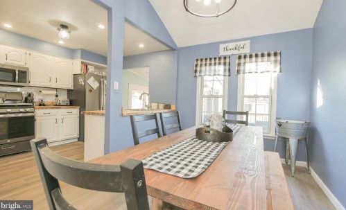 23 Lauderdale Rd, West Deptford NJ 08096-3938 exterior