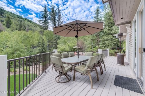7794 Pinebrook Rd, Park City UT 84098-5348 exterior