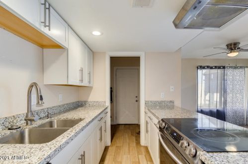 3202 Becker Ln, Phoenix AZ 85029-5140 exterior