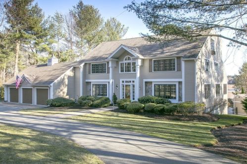 112 Brigantine Cir, Hingham, MA 02061-2812