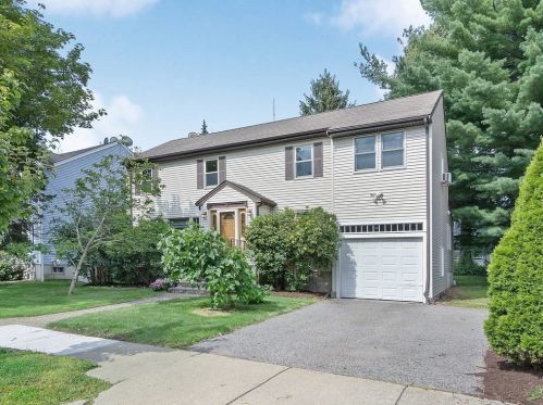 139 Upland Ave, Newton, MA 02461-2112