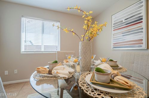 3009 Anderson Dr, Phoenix AZ 85053-1812 exterior