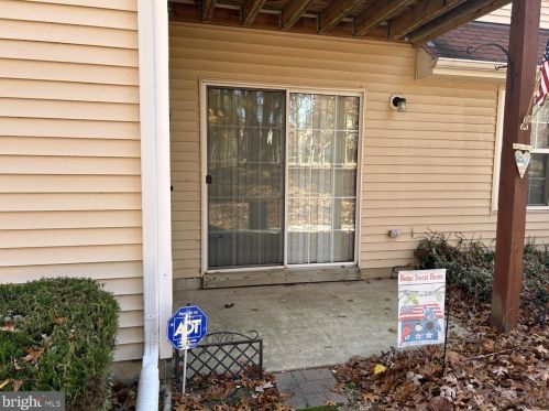 1422 Tristram Cir, West Deptford NJ 08051-2265 exterior