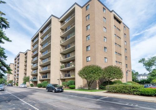 185 Quincy Shore Dr, Quincy MA 02171-2946 exterior