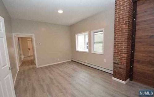 130 Chestnut St, Kearny NJ  07032-2406 exterior