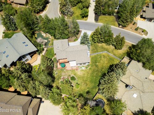 5063 Mdw Dr, Park City UT 84060-6813 exterior