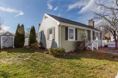 161 County St, Seekonk, MA 02771-5607