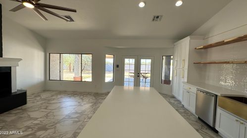 1622 27 Pl, Phoenix AZ 85008-1932 exterior