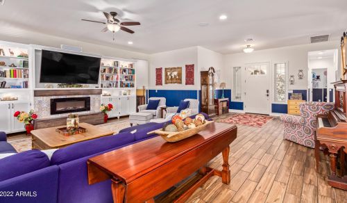 5310 2nd St, Phoenix AZ 85085-7756 exterior