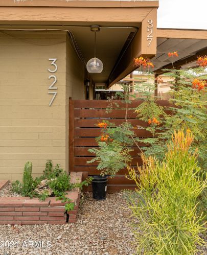 325 Colter St, Phoenix AZ 85018-1536 exterior