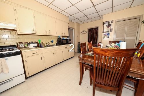 367 Whipple St, Fall River MA 02724-3448 exterior