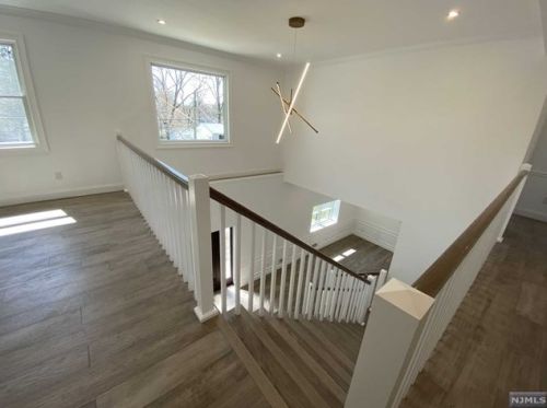 73 Merritt Ave, Cresskill NJ  07626-2419 exterior