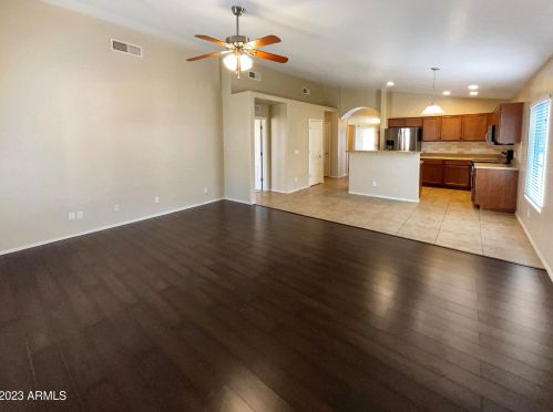 5730 27 Dr, Phoenix AZ 85045-4200 exterior