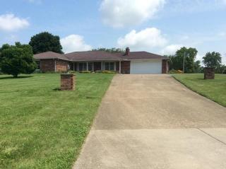 3351 Chatford Cir, Lancaster, OH 43130-8894