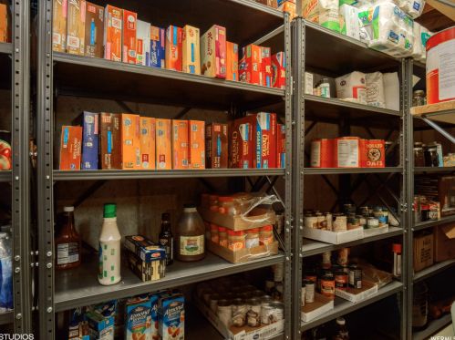 1587 Edgecliff Dr, Sandy UT 84092-4309 exterior